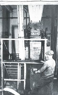 Záber z výrobnej prevádzky továrne