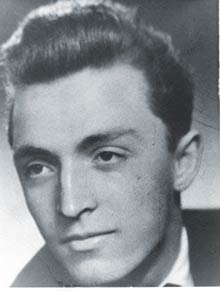 Spisovateľ Rudolf Dobiáš (*1934) pracoval ako technik v Slovliku v rokoch 1965-1975
